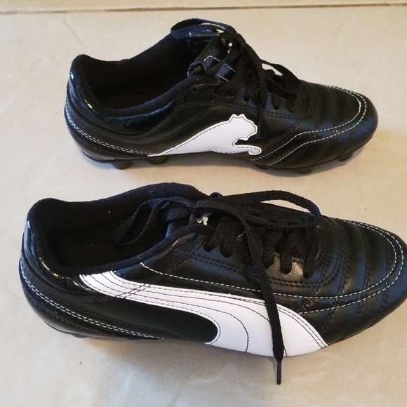 Puma Soccer Cleats and Brava shin guards - Picture 4 of 4